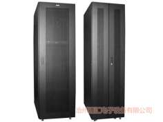 網(wǎng)絡(luò )機柜1